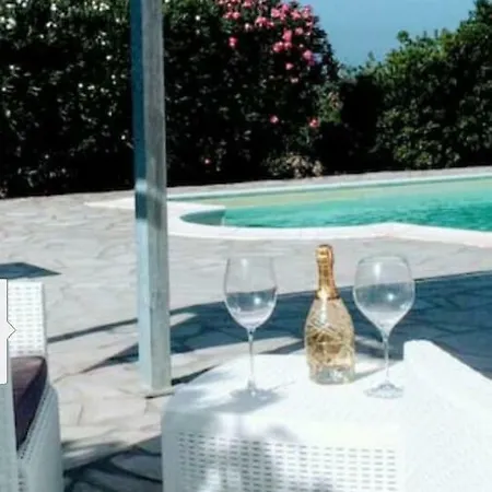 Villa Rafael Con Piscina, Iun P4098 Alghero