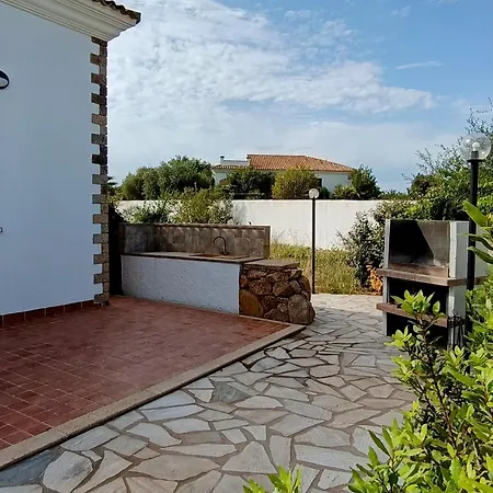 Villa Rafael Con Piscina, Iun P4098 *