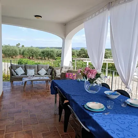 Rafael Con Piscina, Iun P4098 Alghero