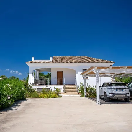 Rafael Con Piscina, Iun P4098 * אלגהרו