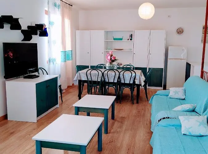 Rafael Con Piscina, Iun P4098 Willa