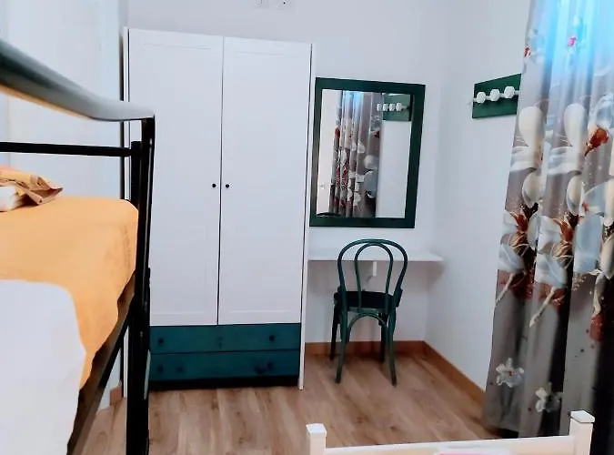 Rafael Con Piscina, Iun P4098