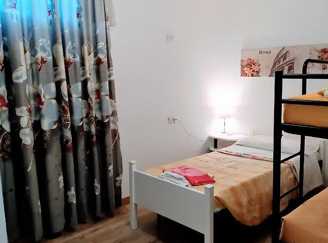 Rafael Con Piscina, Iun P4098