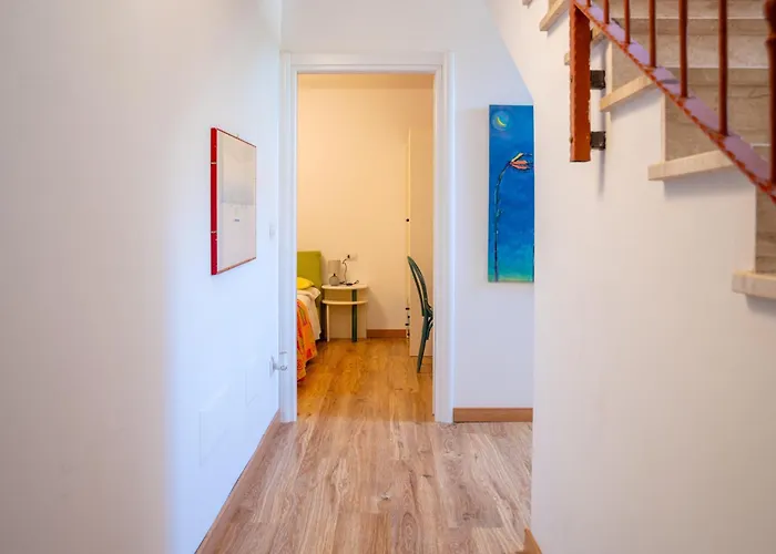 Rafael Con Piscina, Iun P4098