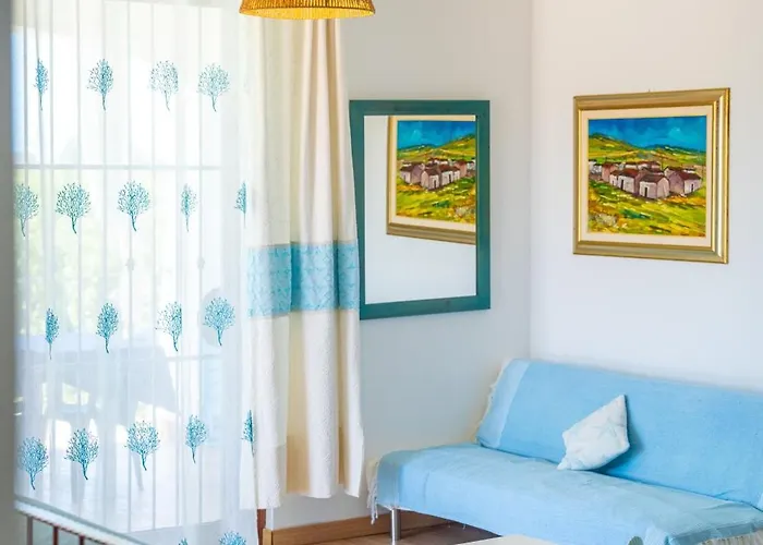 Rafael Con Piscina, Iun P4098 *