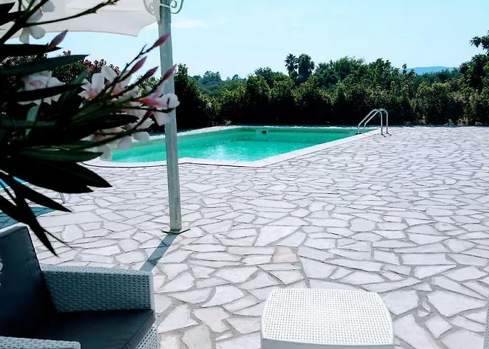 Rafael Con Piscina, Iun P4098 Alghero